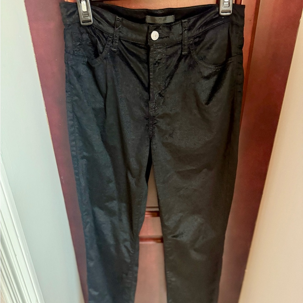 7 For All Mankind Women's Velvet Straight Leg Jeans - Size 29 (EUC)